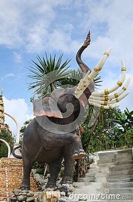  “The Floral Elephant” – Một Truyện Cổ Tích Thái Lan Về Lòng Bi Mẫn Và Sự Tha Thứ!